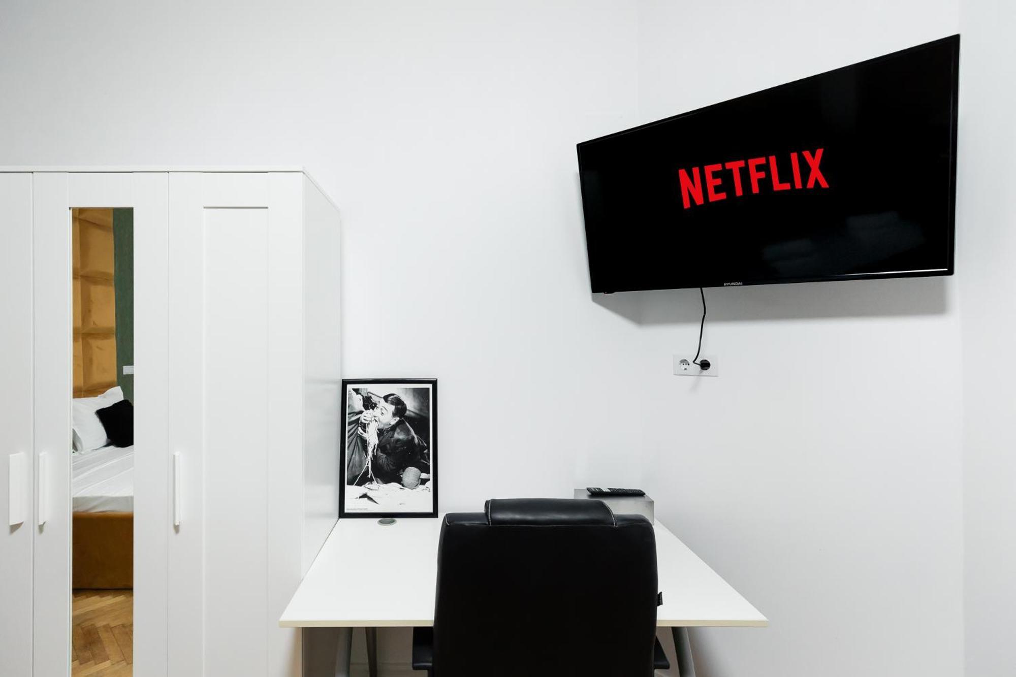 Central Studios In Piata Romana Бухарест Номер фото
